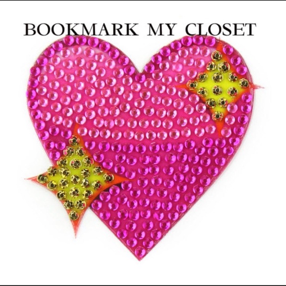 BOOK MARK MY CLOSET💕 - Picture 2 of 6